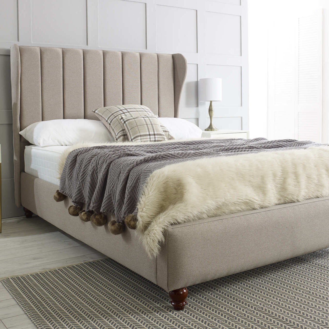 Lexi Bed