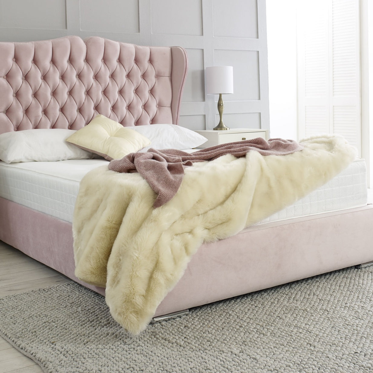 Rosie Bed